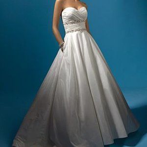 NWT! Alfred Angelo # 2119 size # 14